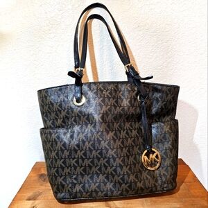 Michael Kors Tote